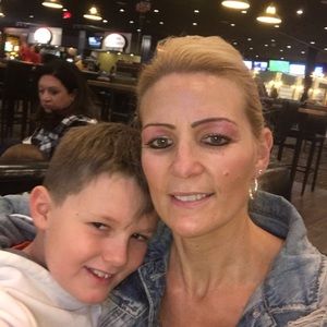 Meet your Posher, Wendy